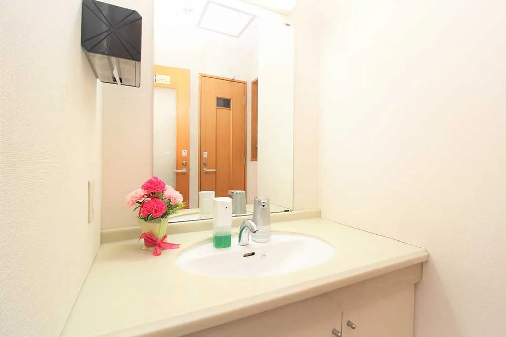 パウダールーム